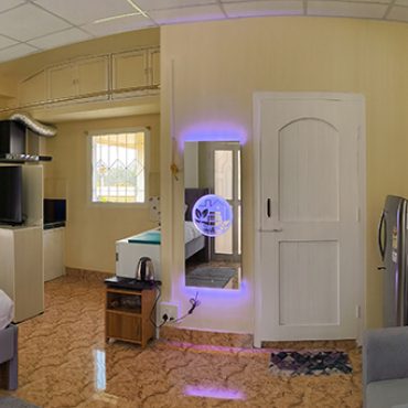 Top Floor Terrace Room – Happy Nest Homestay