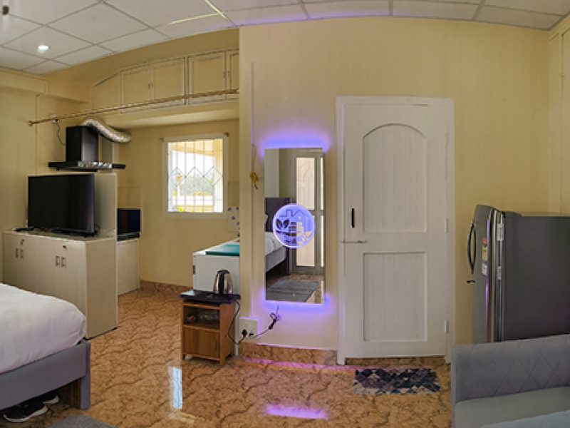 Top Floor Terrace Room – Happy Nest Homestay